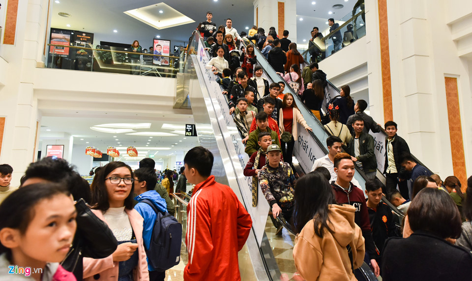 Chen chúc ăn uống ngạt thở đêm Noel